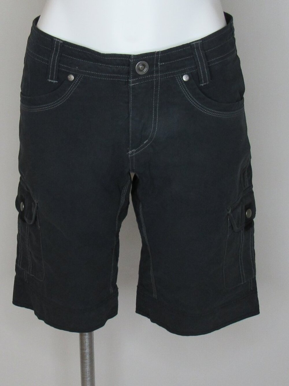 Kuhl Navy Blue Vintage Patina Dye Cargo Shorts 11" Women's 6